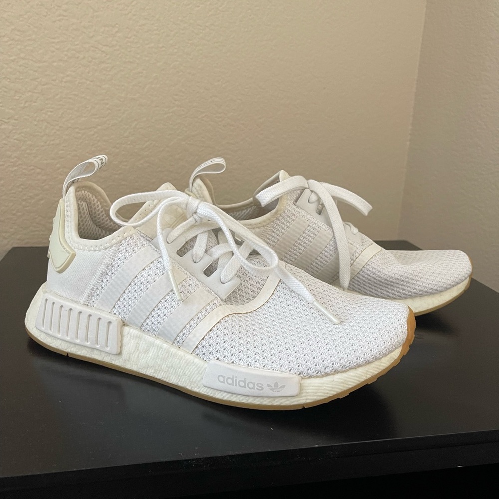 Women’s NMD_R1 Sneakers